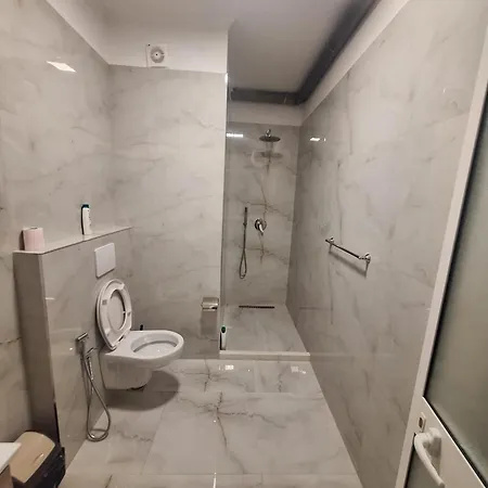 דירה Deluxe Near Center Double Or Twin Bed