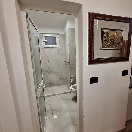 Deluxe Near Center Double Or Twin Bed 公寓 地拉那